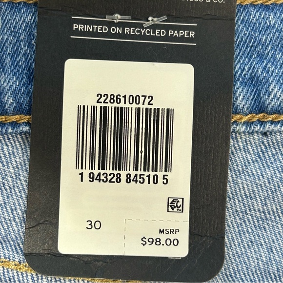 NWT Levi's Wedgie High Rise Jeans Size 30 Women's - Picture 8 of 14